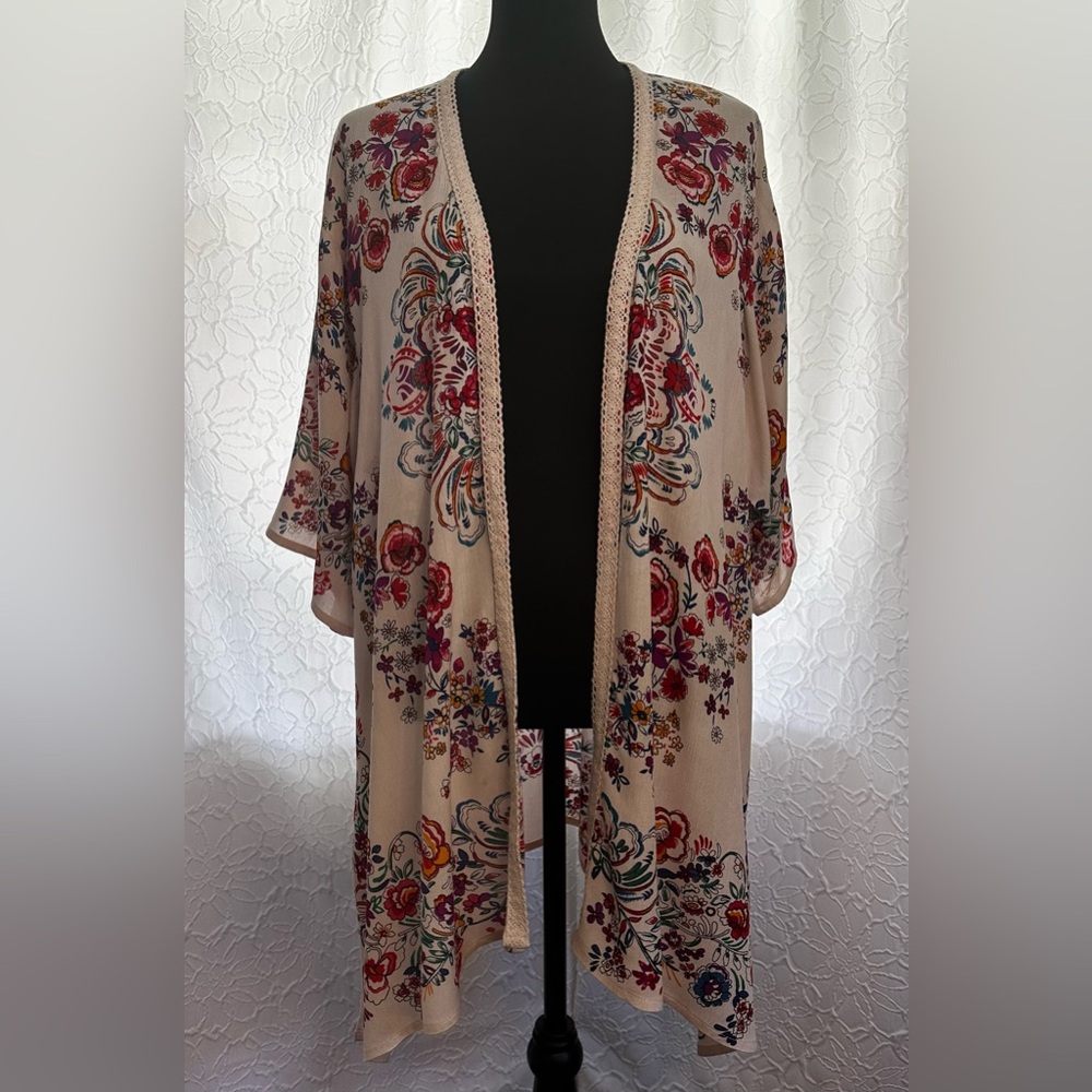BILA- Floral Kimono Cardigan (XS/S)